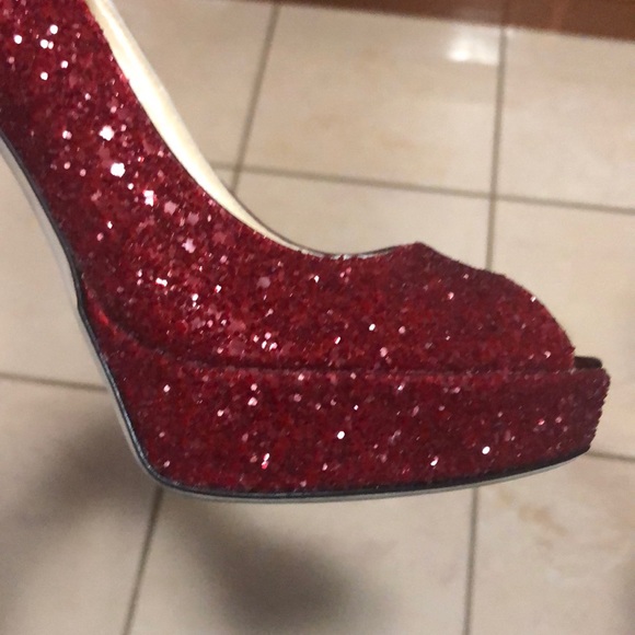 BRAND NEW JIMMY CHOO RED HEELS - Picture 6 of 7